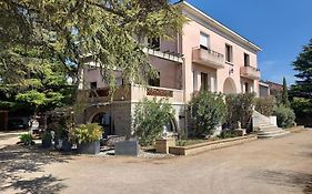 Appartement entier, jacuzzi et parc